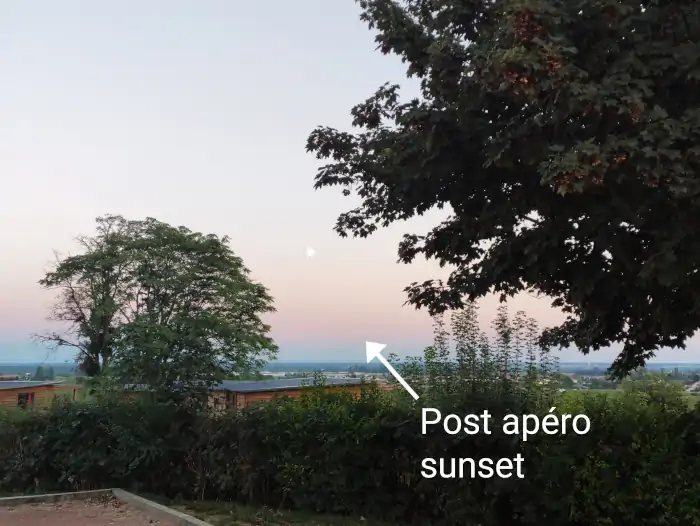 Sunset Meursault